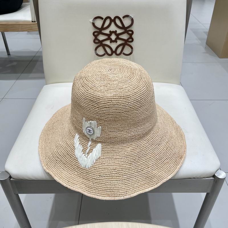 Chanel top hat 050402